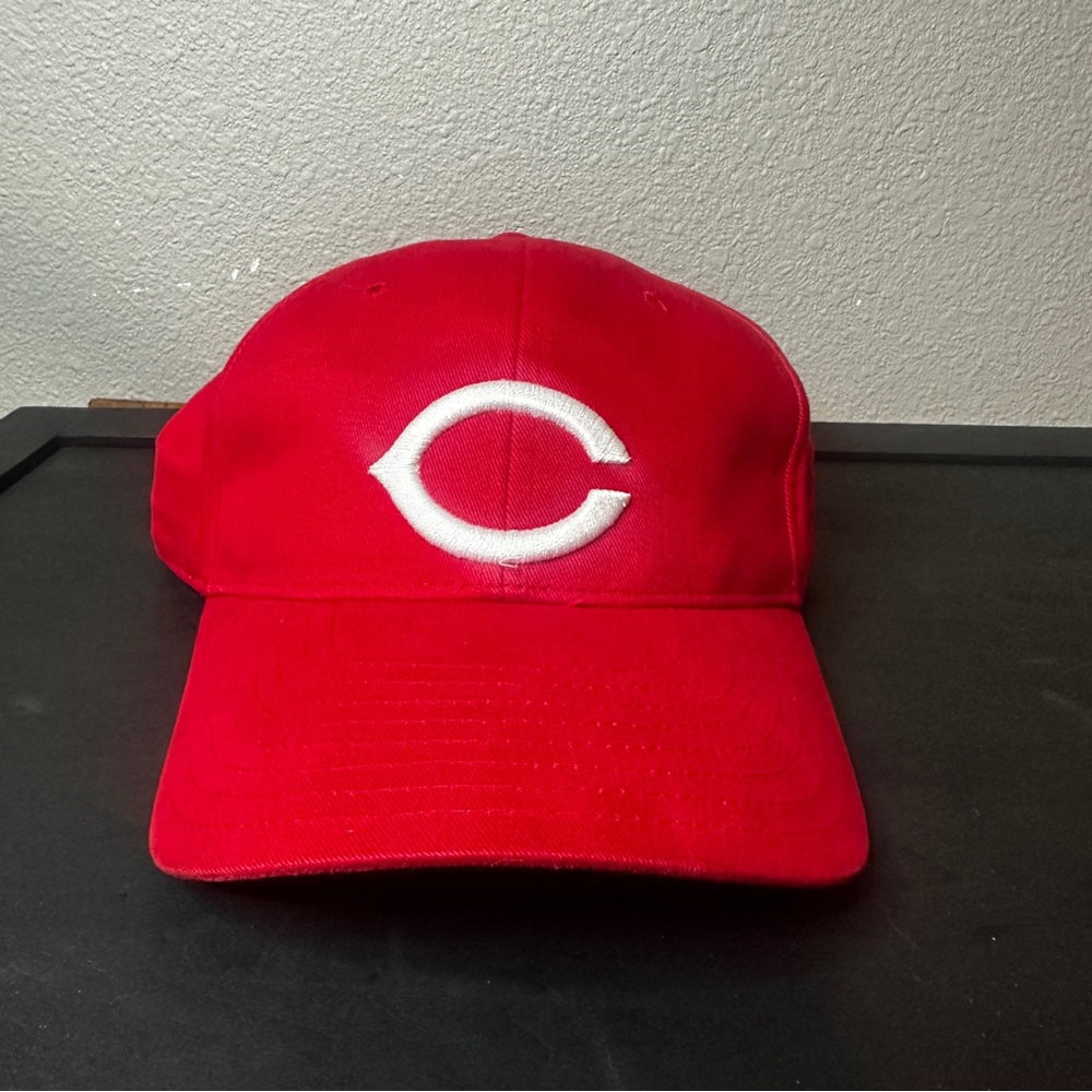 Cincinnati Reds Youth Velcro Strap Red Hat Fox Sports Net Cap Day 2002 Retro Hat